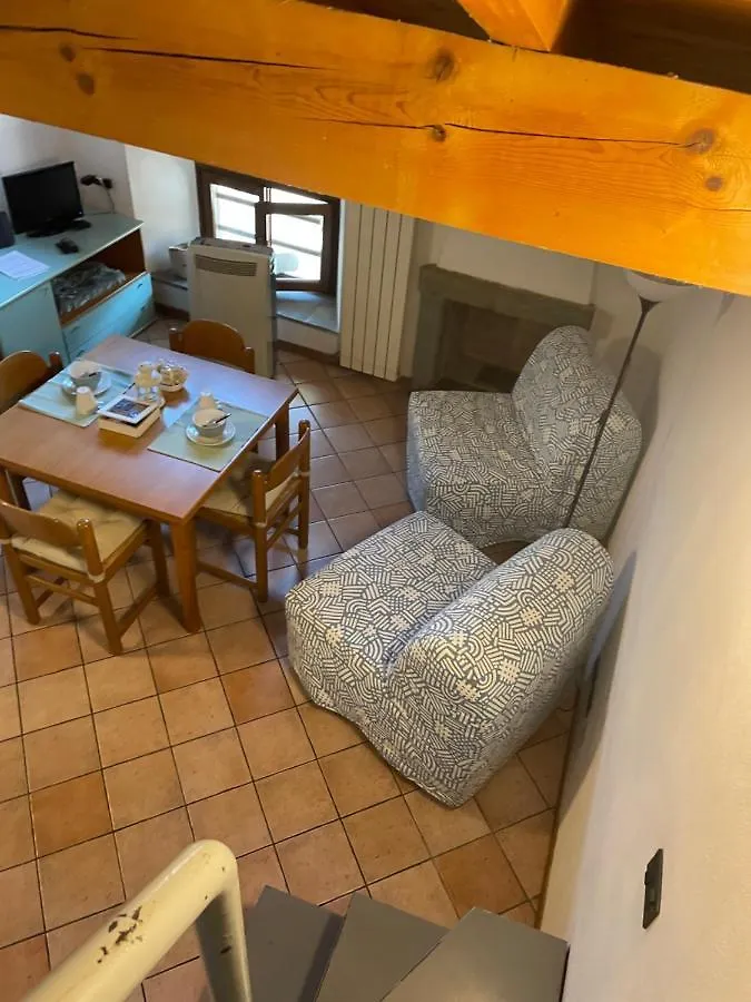 Ferienwohnung La Casa Rustica Di Ale E Becky Bergamo